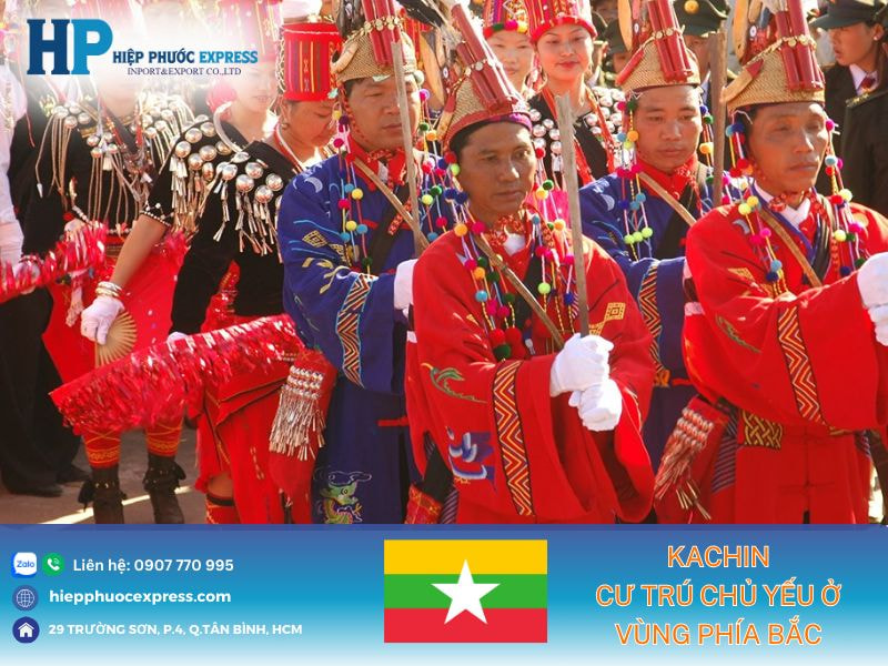 Kachin cư trú chủ yếu ở vùng phía bắc