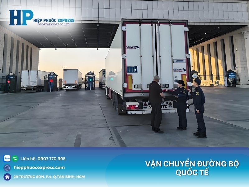 Vận chuyển đường bộ quốc tế