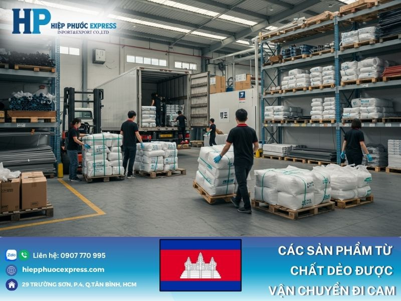 Các sản phẩm từ chất dẻo được vận chuyển đi Campuchia