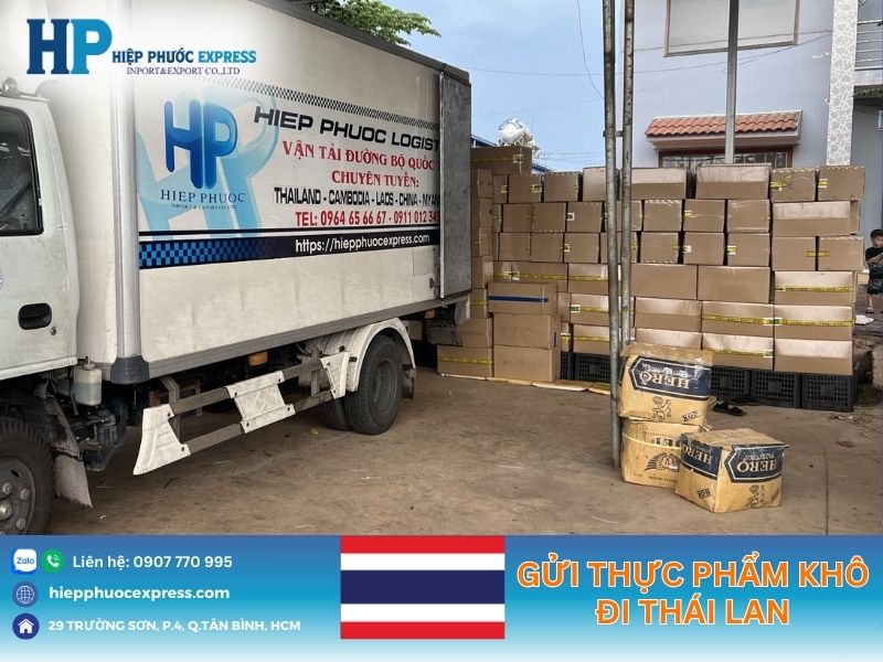 gui thuc pham kho di thai lan gia re