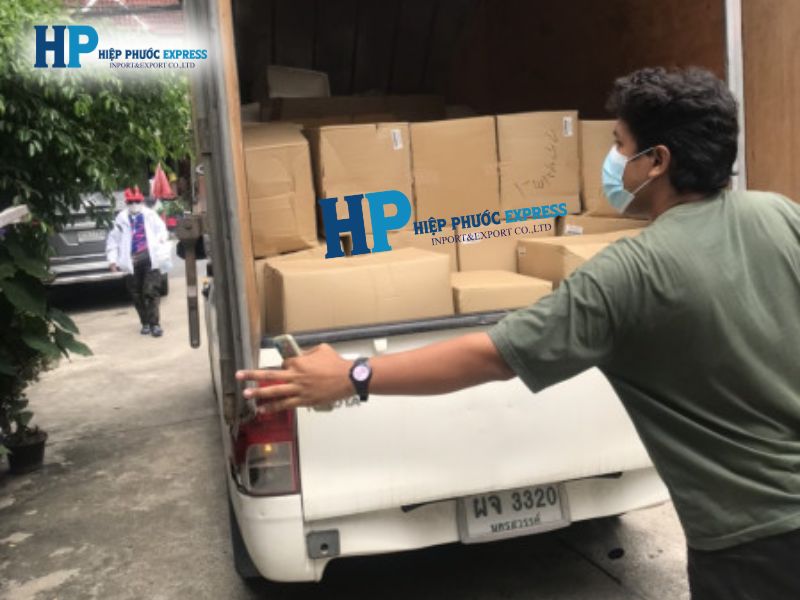 Vận chuyển hàng đi Thái Lan