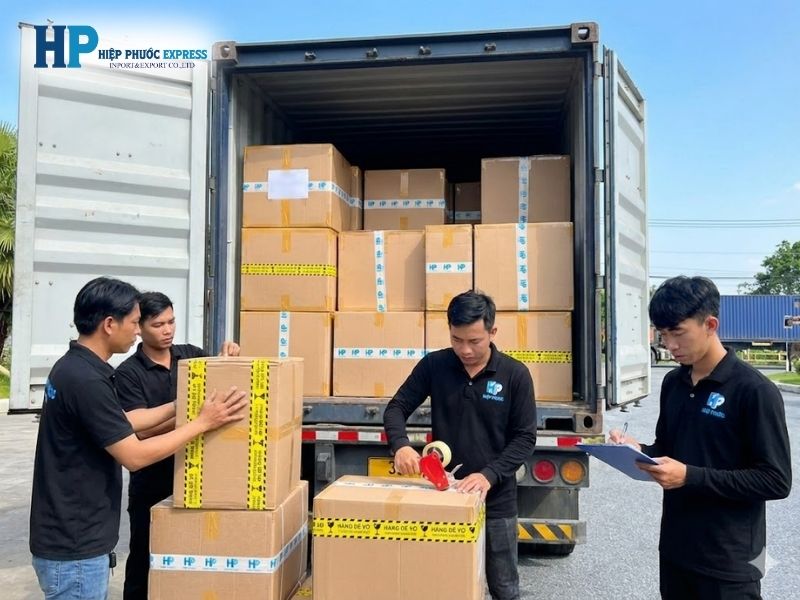 Shipper - Forwarder - Co-loader